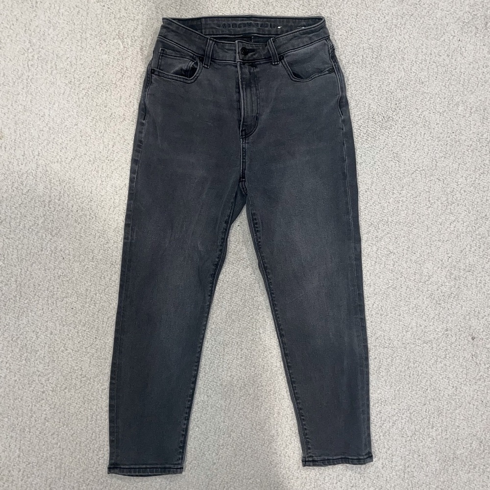 American Eagle Mom Jean